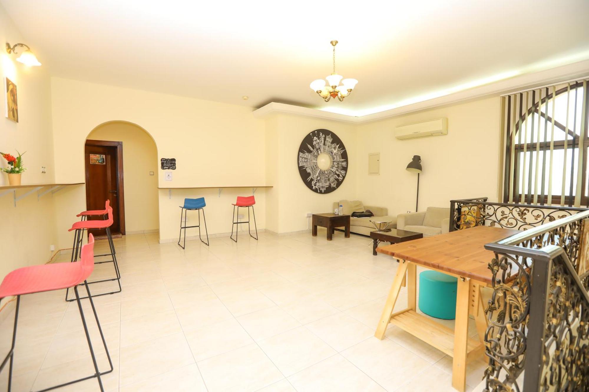 The Villa Hostel - By Lunar Αμπού Ντάμπι Εξωτερικό φωτογραφία